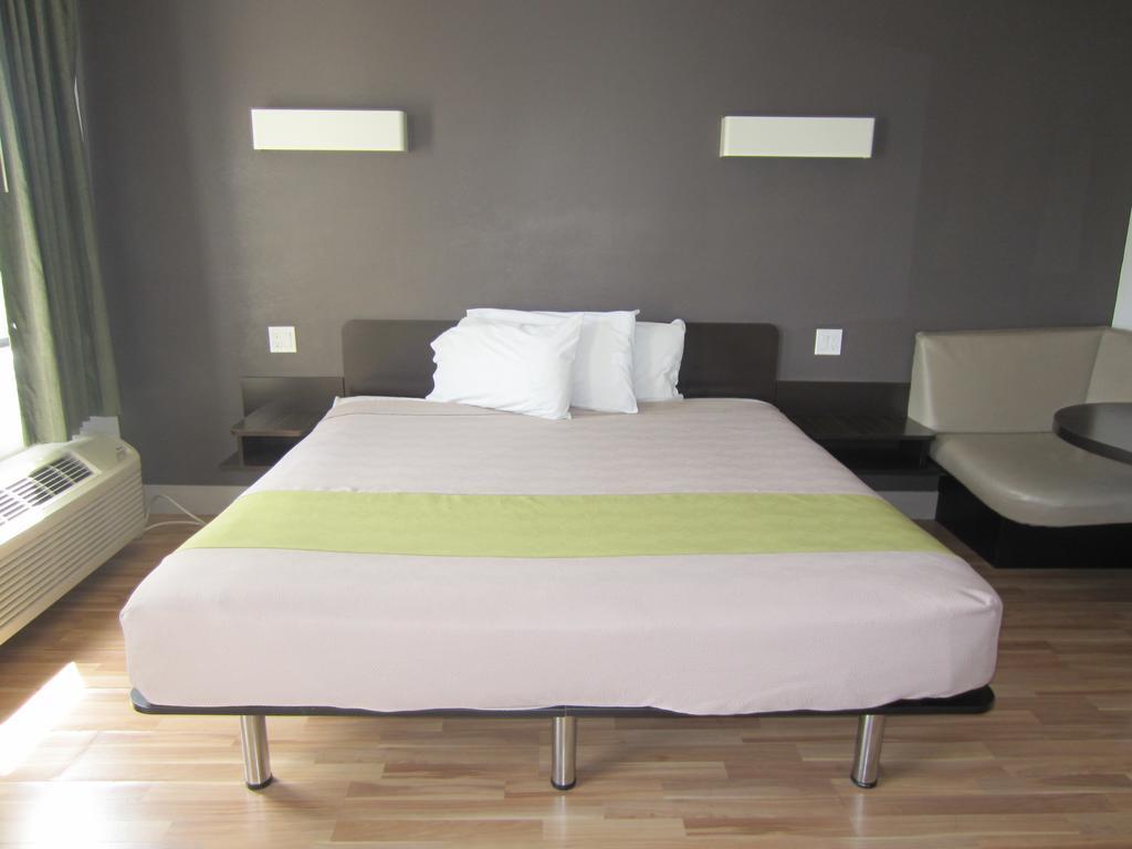 6-concord, Ca Hotel